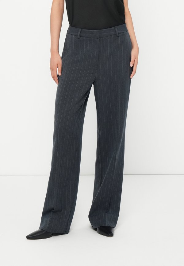 Bruuns Bazaar ELEZA WIDE FIT
