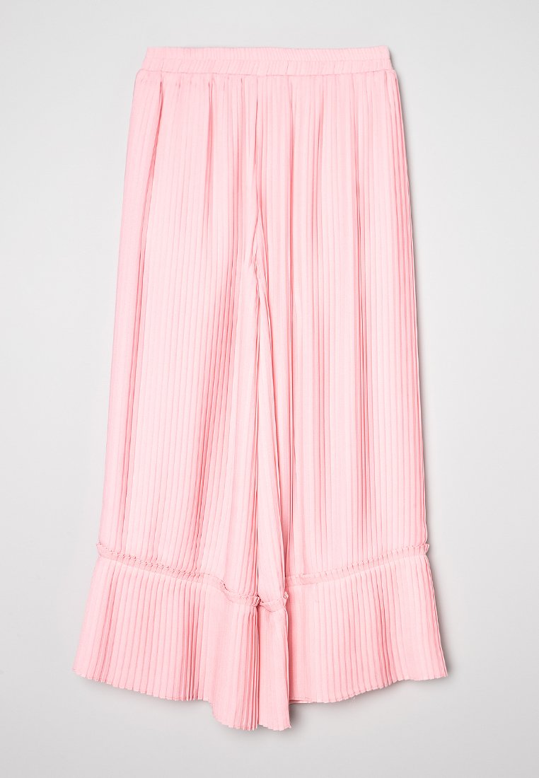 TWINSET