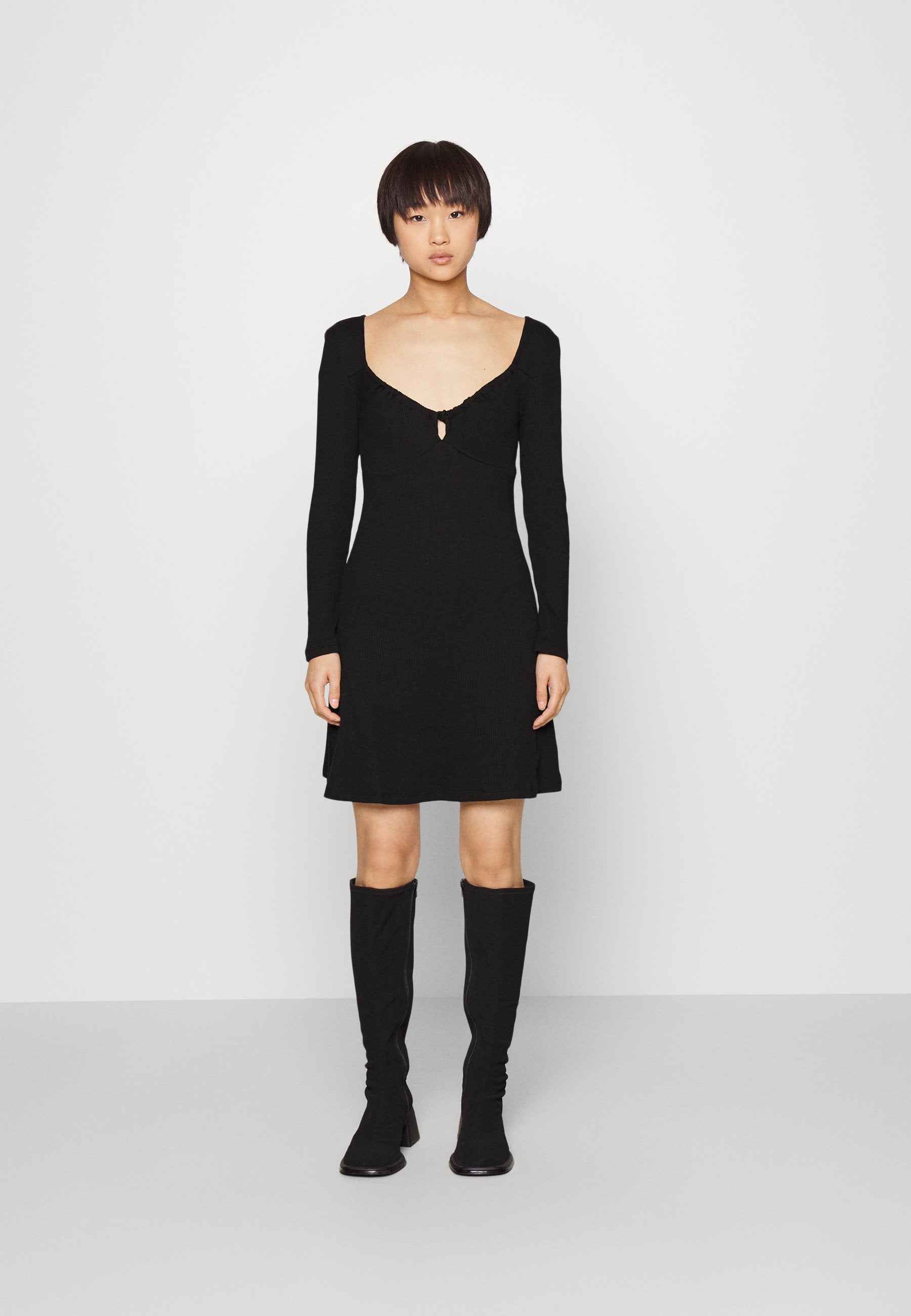 Pieces Petite PCTEGAN TIE DRESS