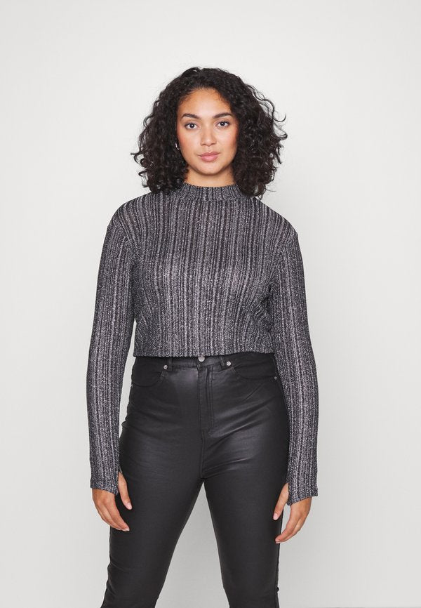 Noisy May Curve NMEIZA LEONORA TOP
