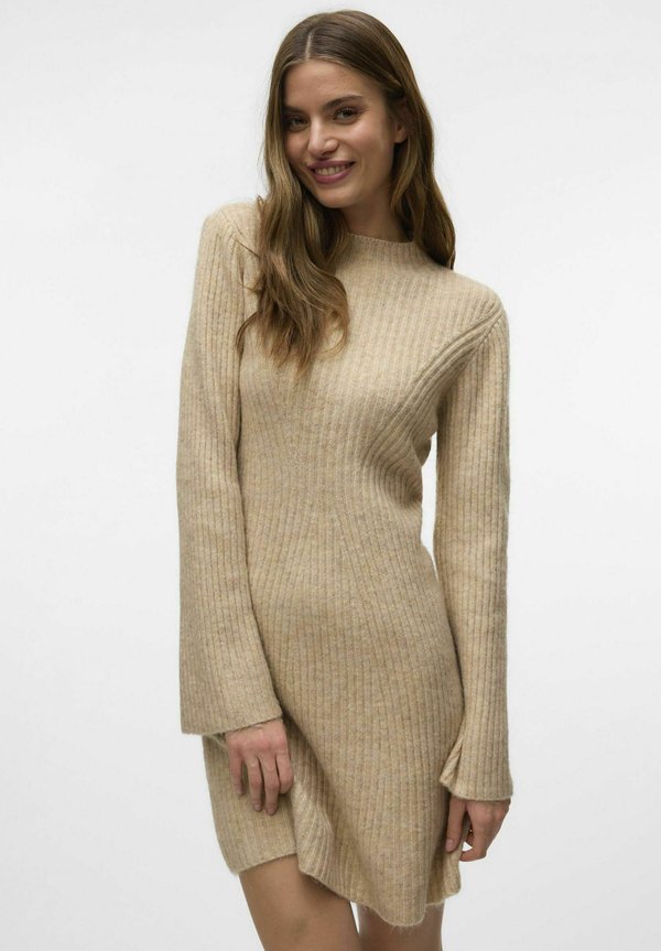 Vero Moda Knitted AWLINA Short - Jumper dress - birch