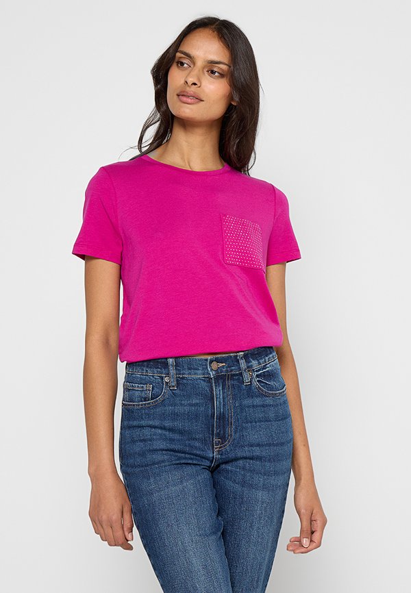 DKNY