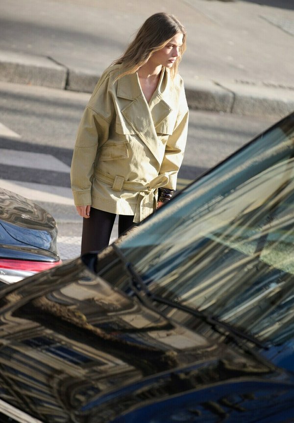 Mango Trenchcoat - brown