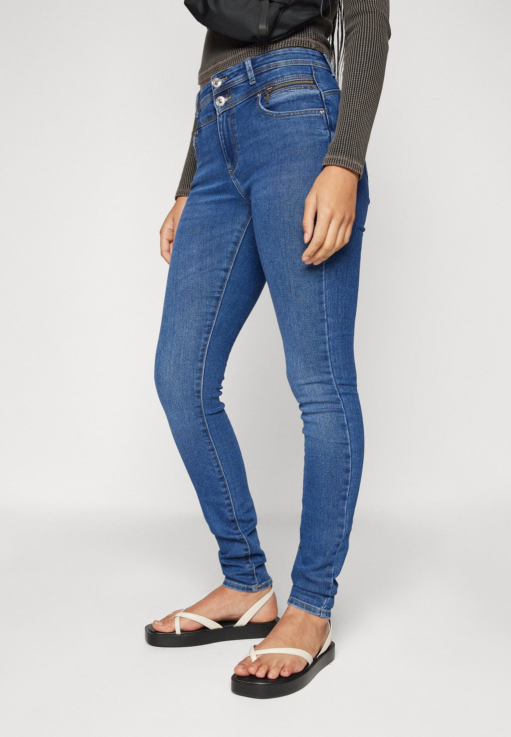 ONLDAISY YOKE ZIP Media 5