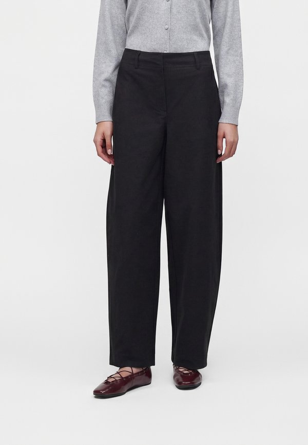 Vero Moda VMSOFIA BARREL PANT - Trousers - black