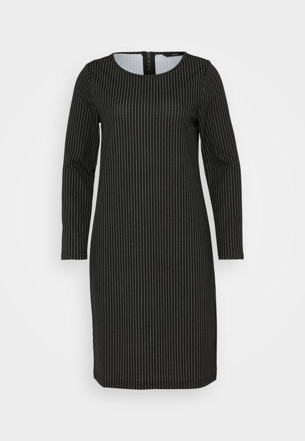 Vero Moda Tall VMMONI 7/8 SHORT DRESS