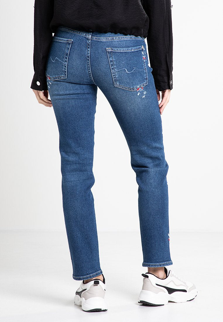 7 for all mankind