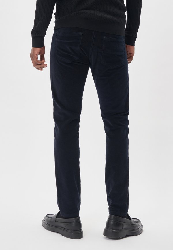 Matinique MAPETE CORDUROY CASUAL PANTS – SLIM FIT