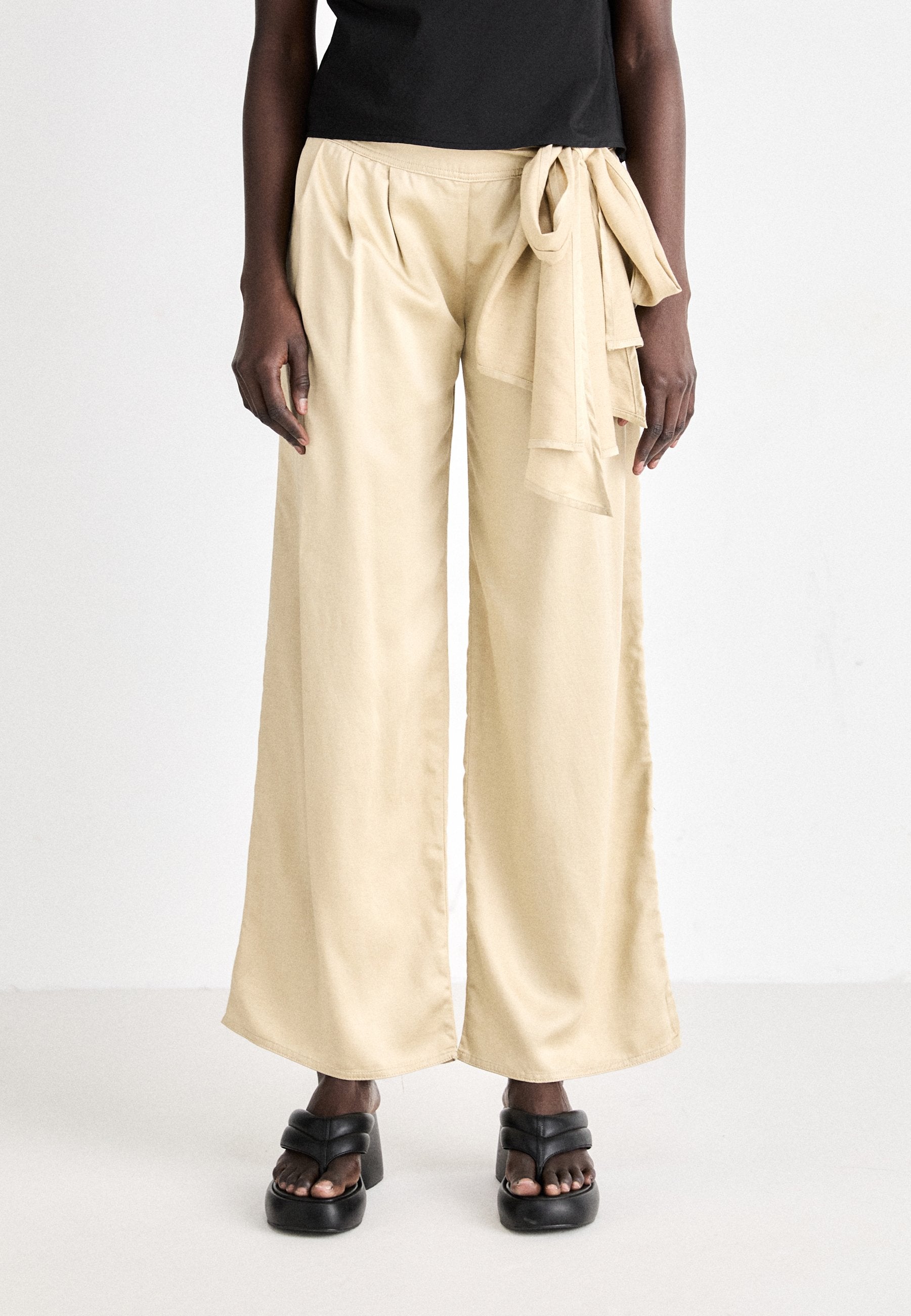 LOIS Jeans SAGE