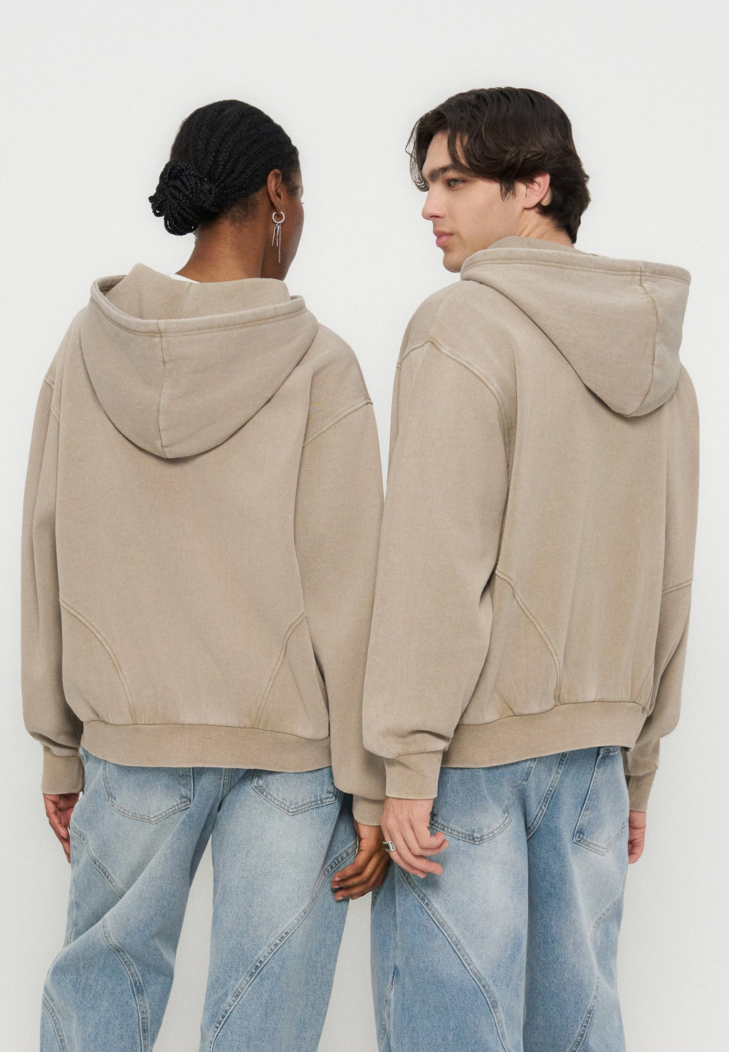 YOURTURN RELAXED FIT CURVED SEAM ZIP-UP HOODIE