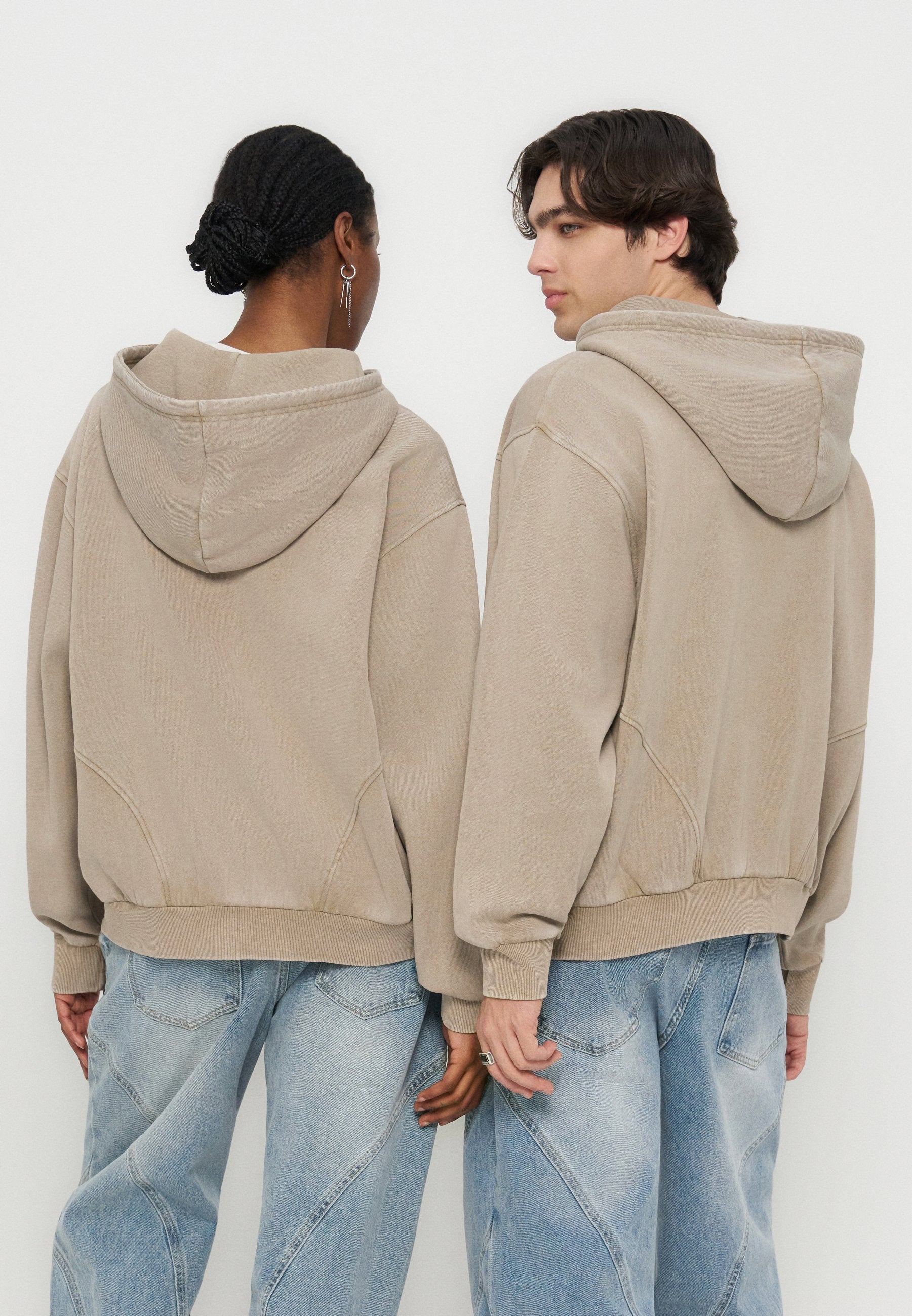YOURTURN RELAXED FIT CURVED SEAM ZIP-UP HOODIE