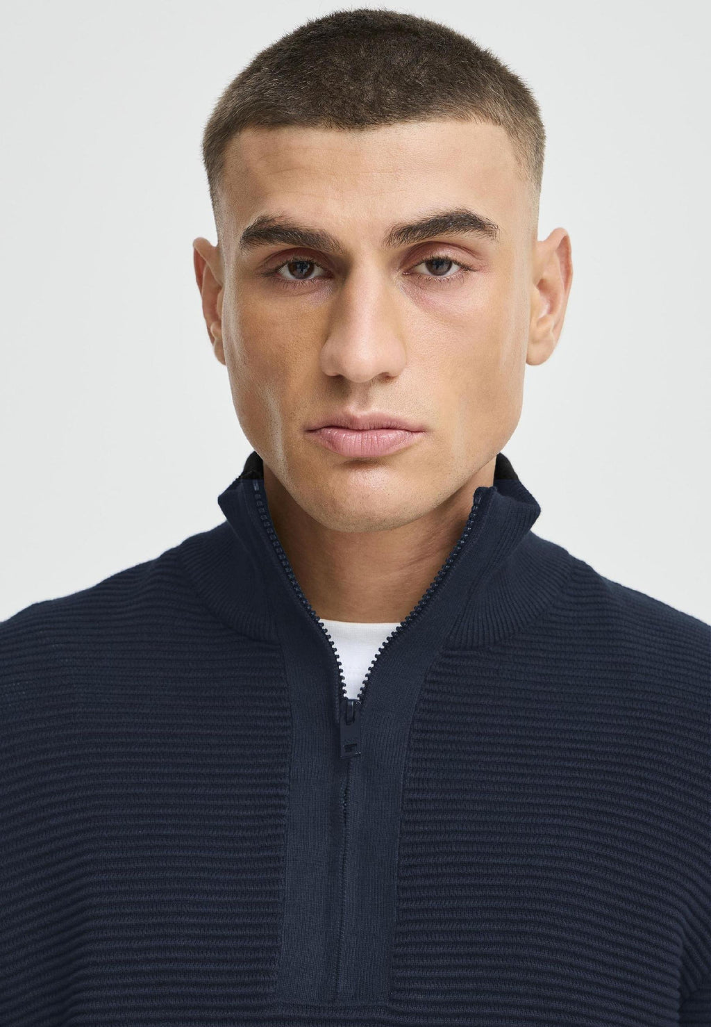SDVALENCIA FINE KNIT TROYER Media 2