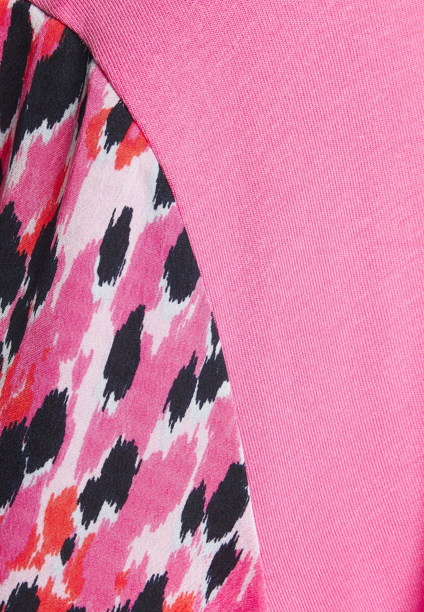 Marks & Spencer