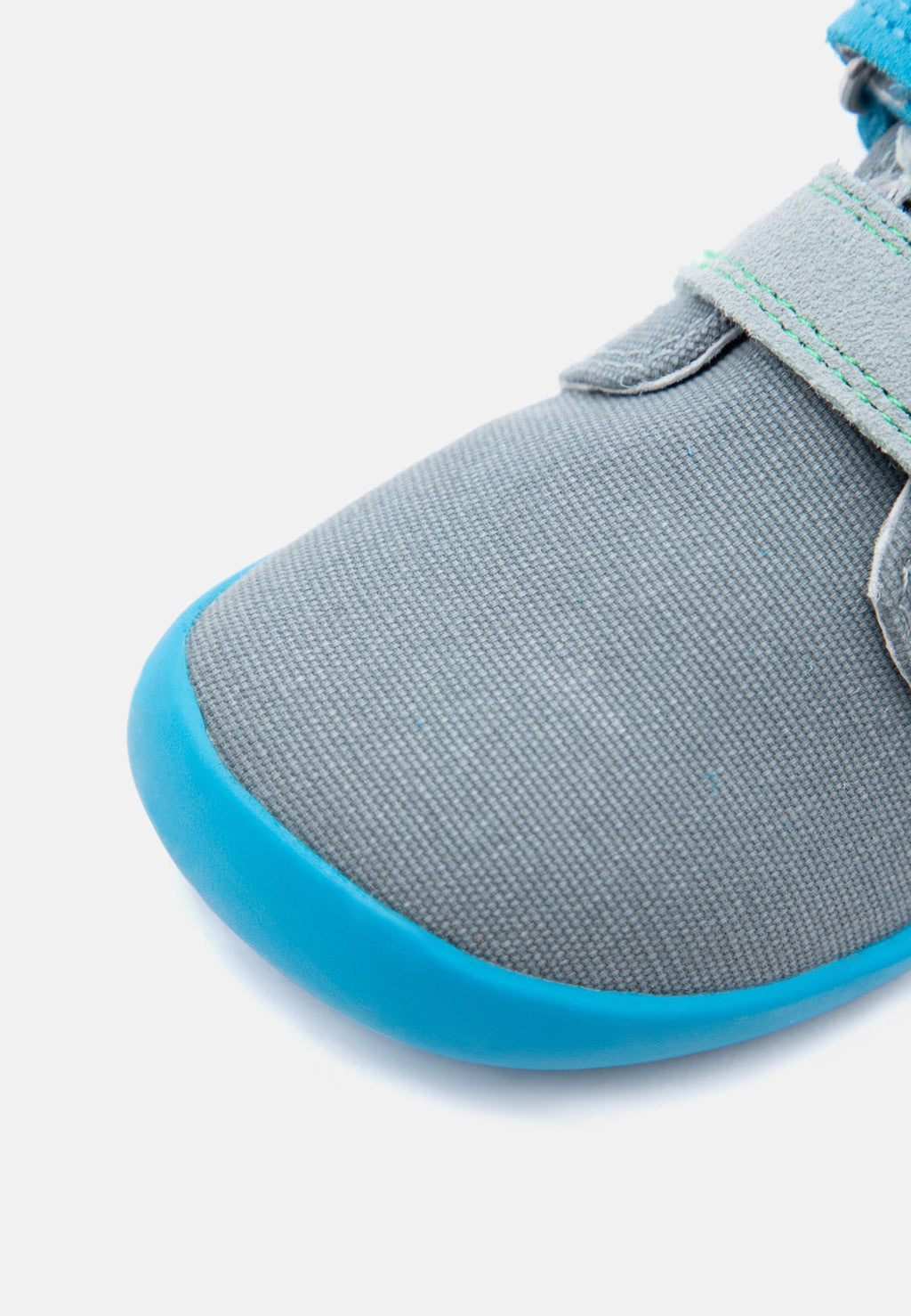 BAREFOOT VENTO Media 6