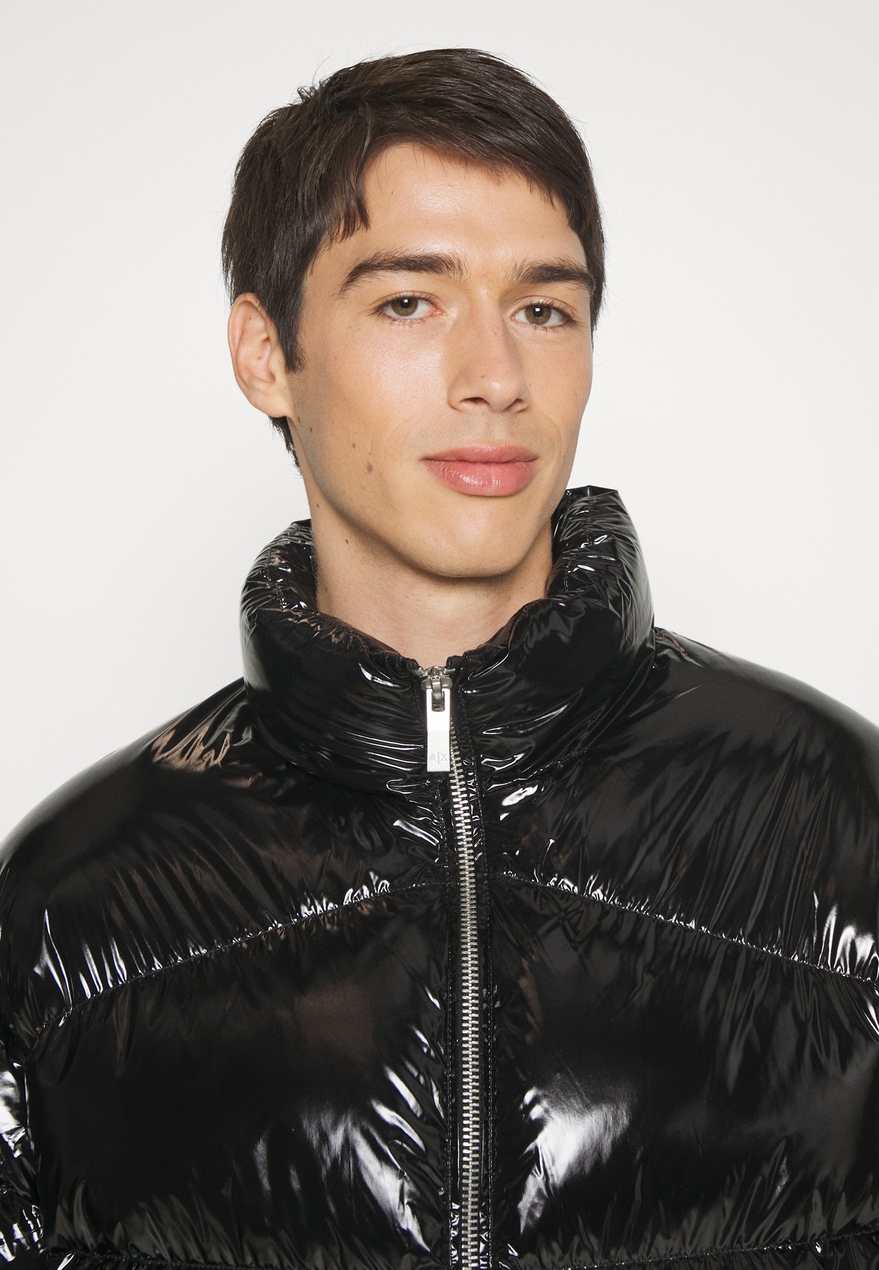 JACKET Media 5