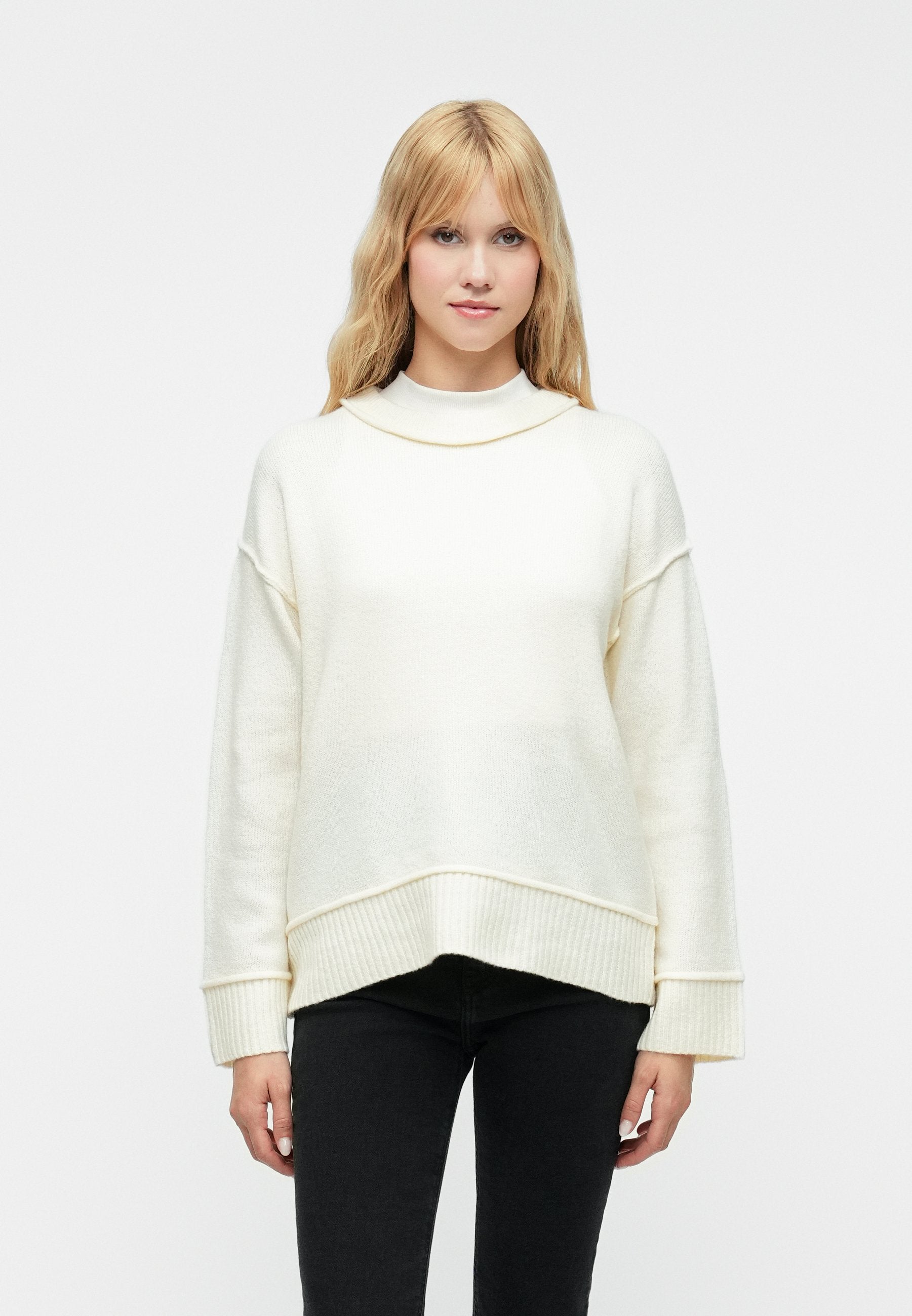 ONLY ONLHAZEL LIFE DETAIL O NECK