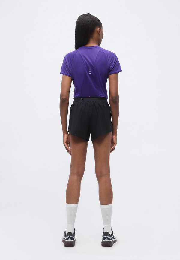 Nike Performance SHORT