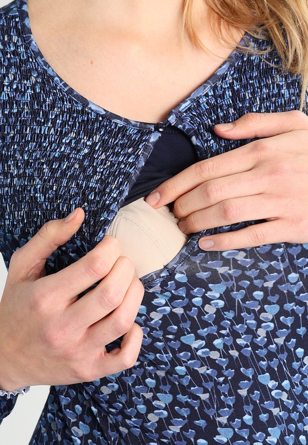 Esprit Maternity