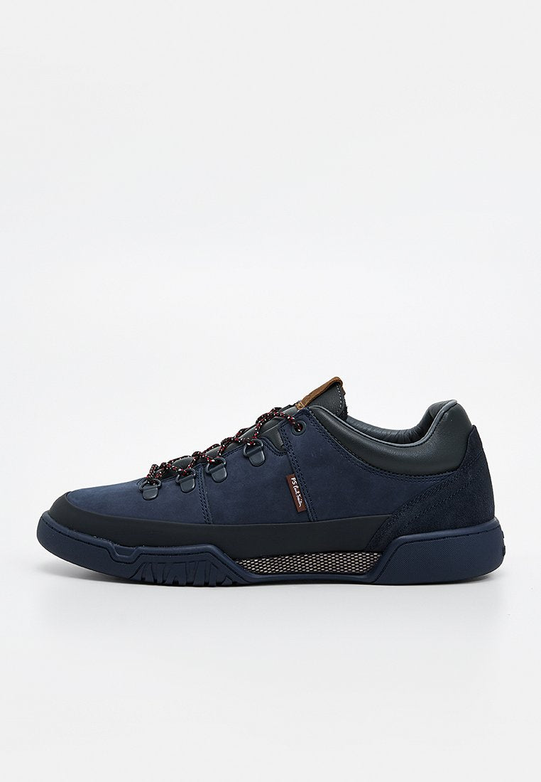 Marineblaue Sportschuhe mit Obermaterial aus Wildleder und Mesh, Gummisohle und kontrastierenden, strukturierten Akzenten. Ausgestattet mit runden Schnürsenkeln und Ösen.