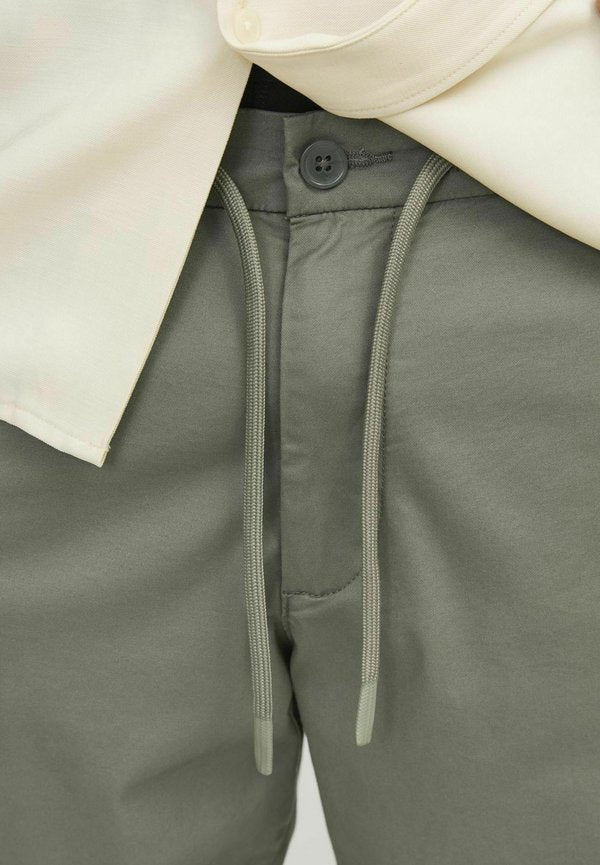 Jack & Jones KAROTTEN FIT