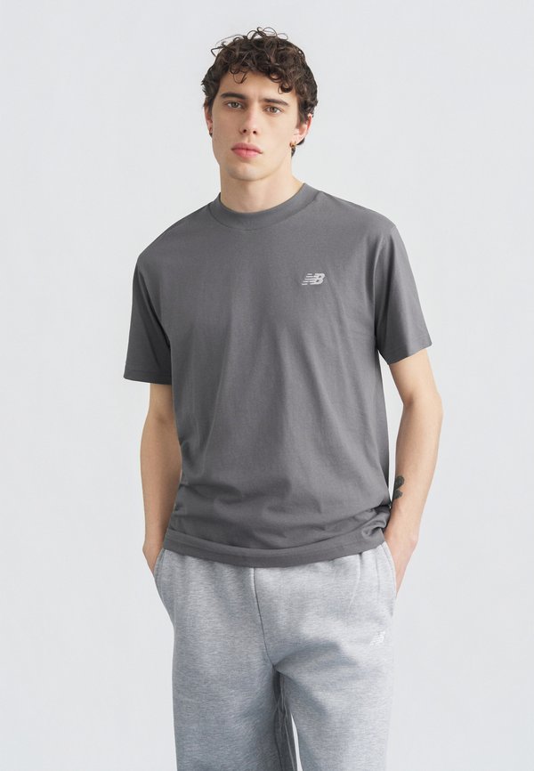 New Balance SPORT ESSENTIALS - Basic T-shirt - castlerock