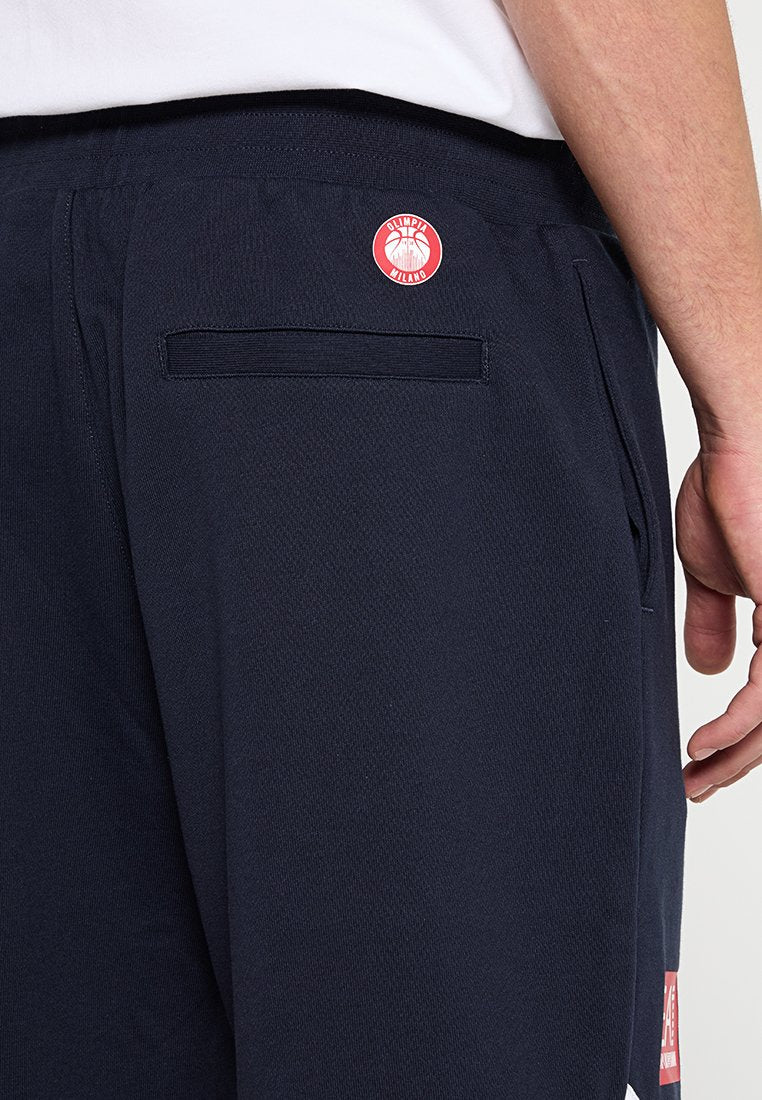EA7 Emporio Armani Shorts Media 5