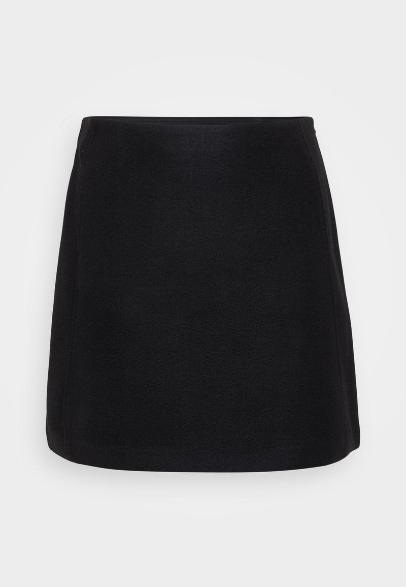 VMCFORTUNEALLISON High waist Short - Vero Moda Curve - View 1