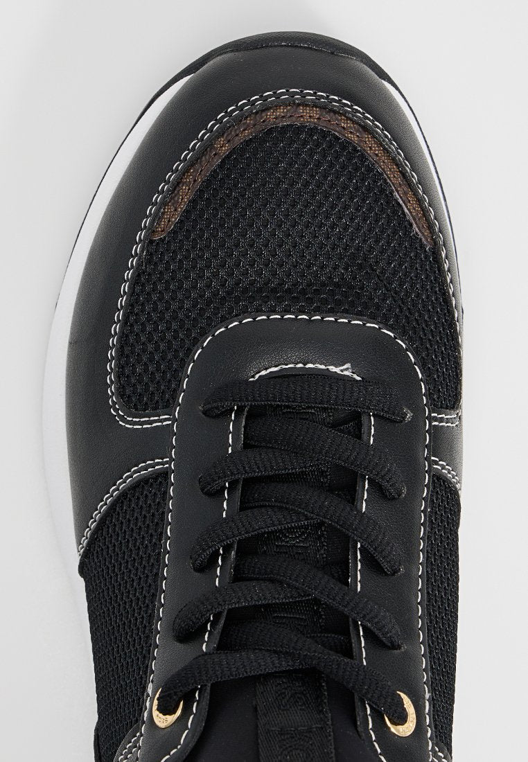 Michael Kors LOWELL