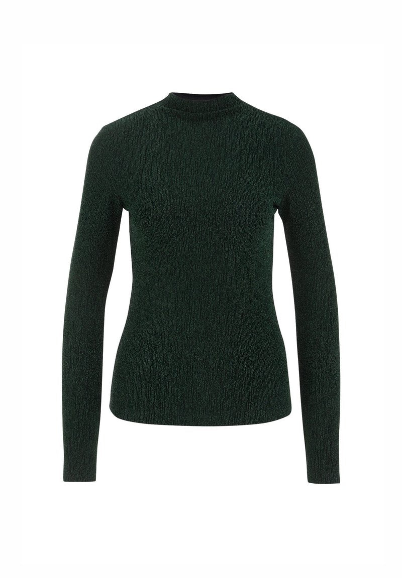 Grüner Pullover mit langen Ärmeln und hohem Kragen, der ein strukturiertes Strickmuster und ein figurbetontes Design aufweist.