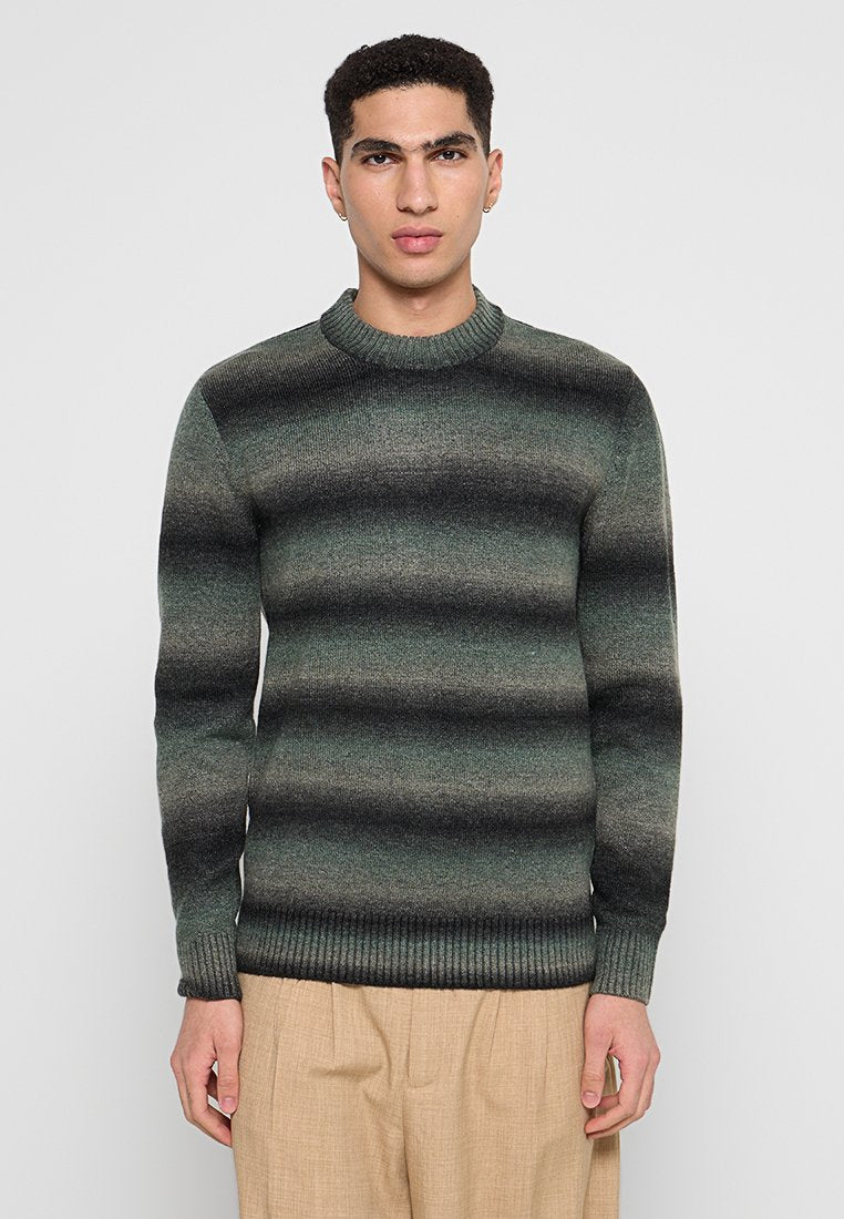 NO EXCESS Strickpullover Media 1