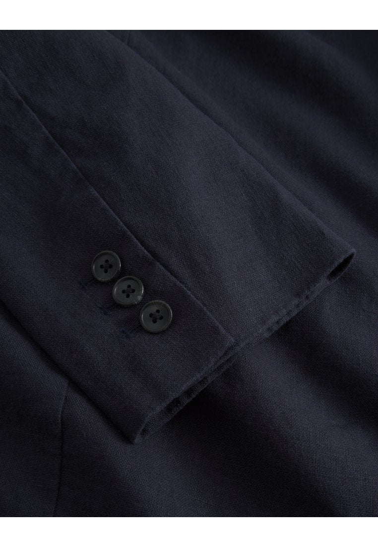 Les Deux JAMES