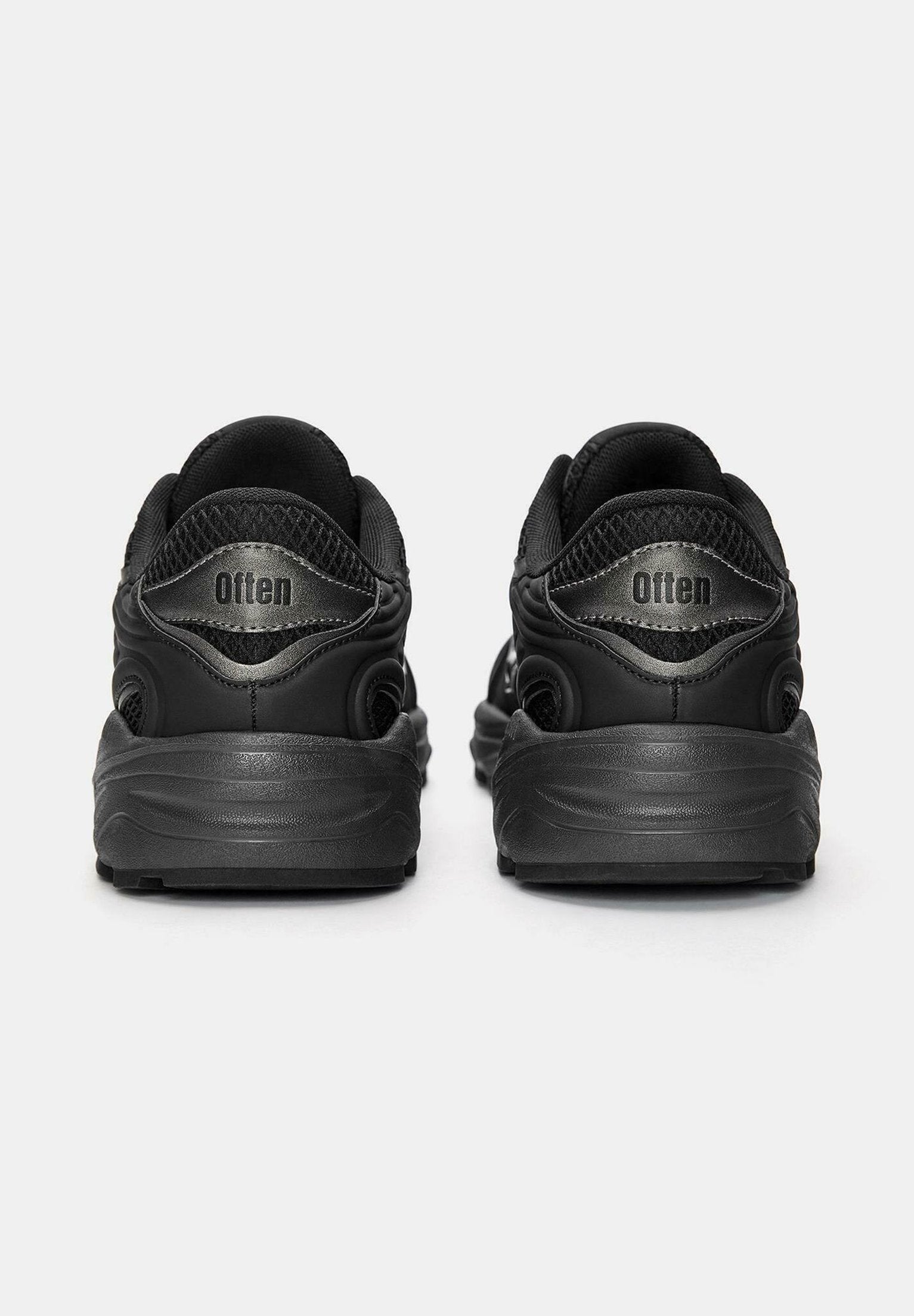 PULL&BEAR SNEAKERS