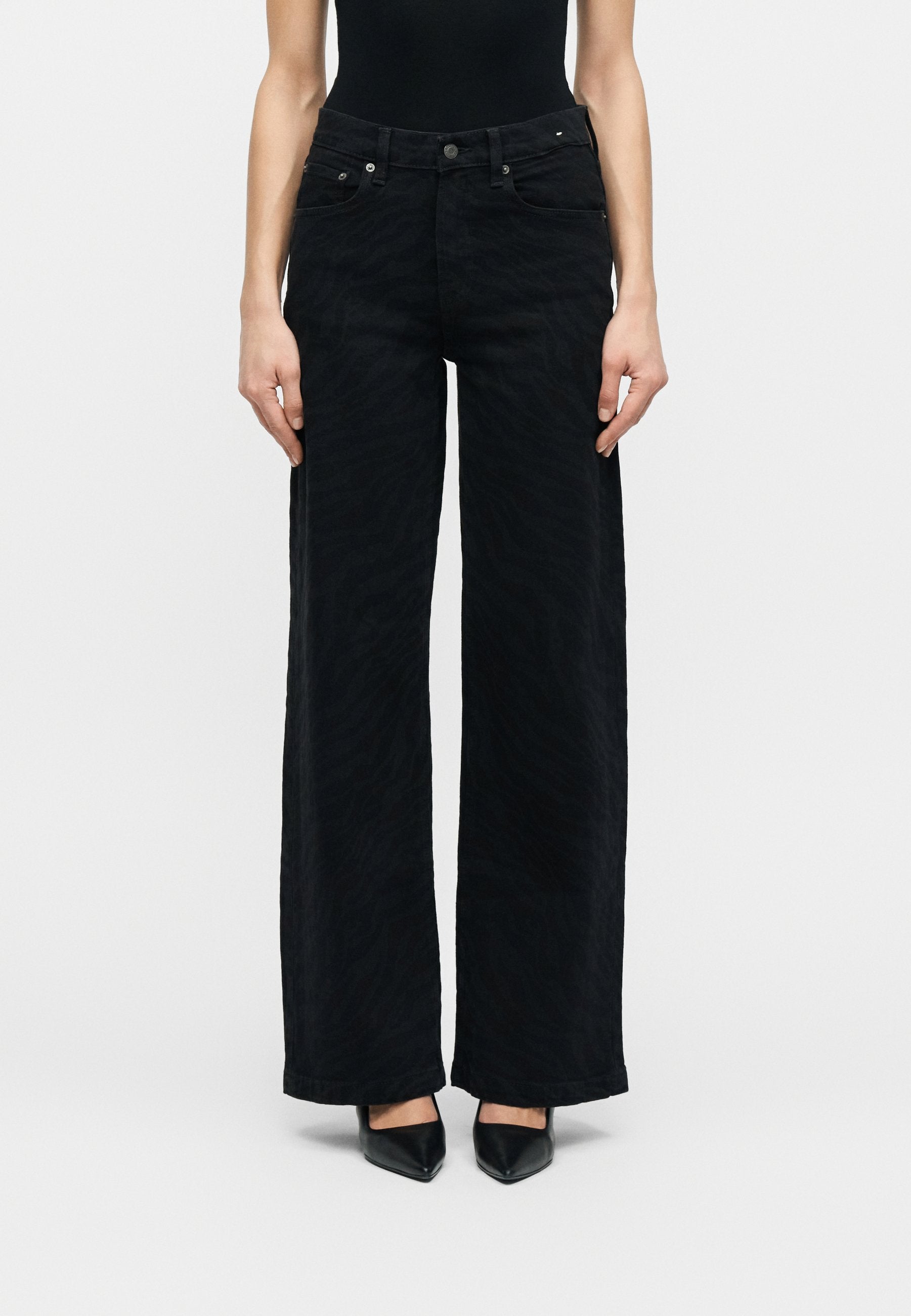 GAP STRIDE BLACK ZEBRA