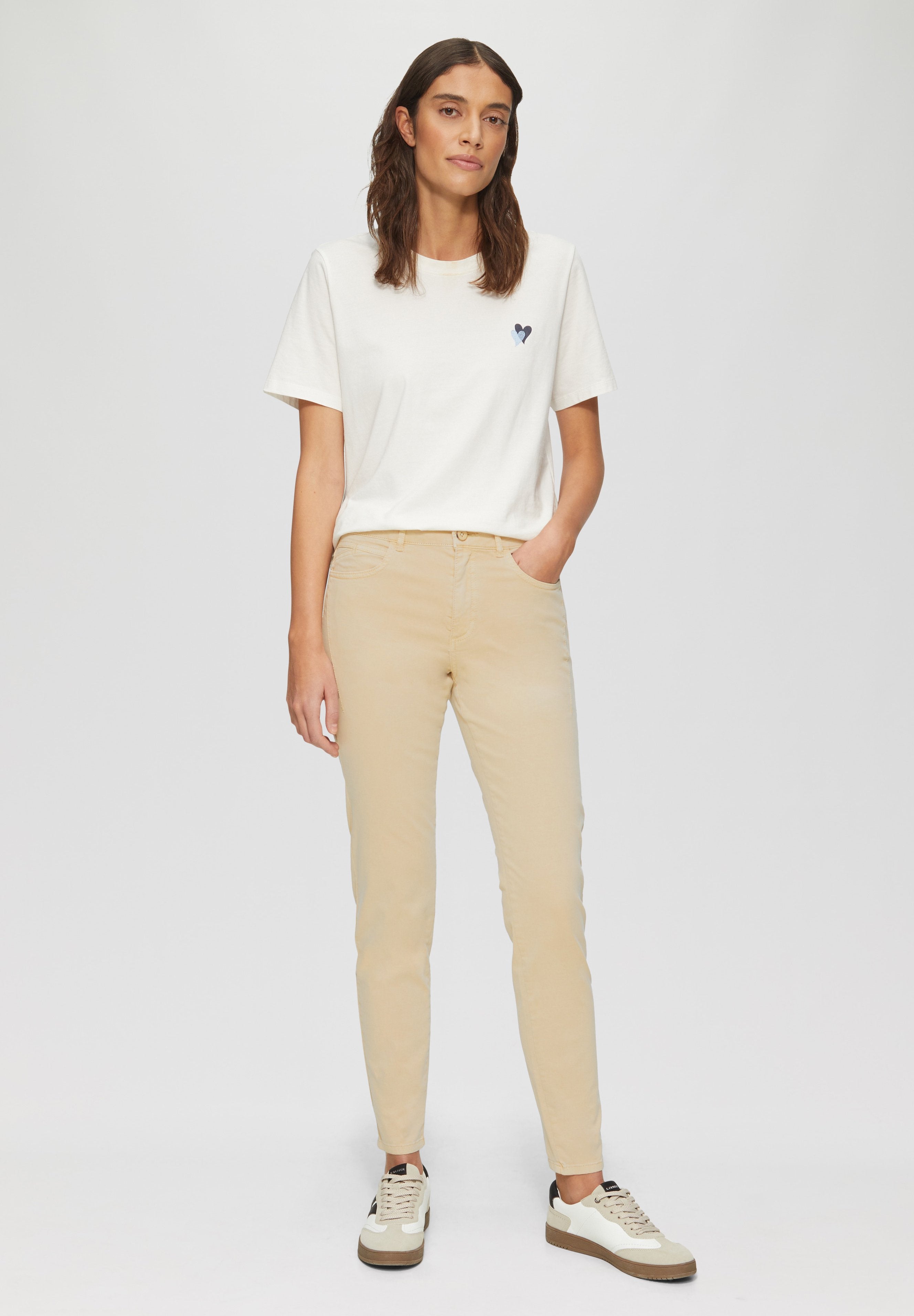 SLIM-FIT Media 5