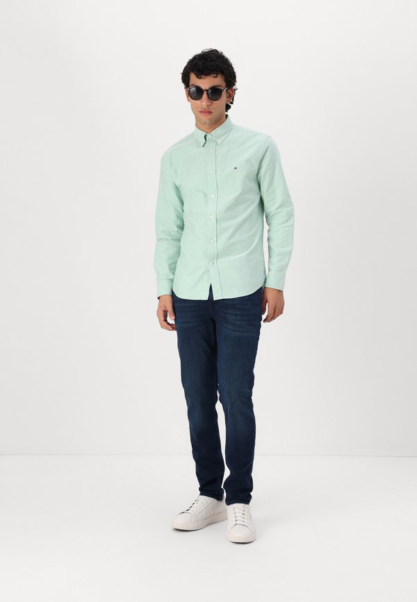 Tommy Hilfiger SOLID HERITAGE OXFORD RF SHIRT