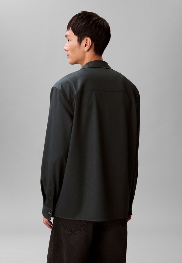 Calvin Klein BUTTON-DOWN