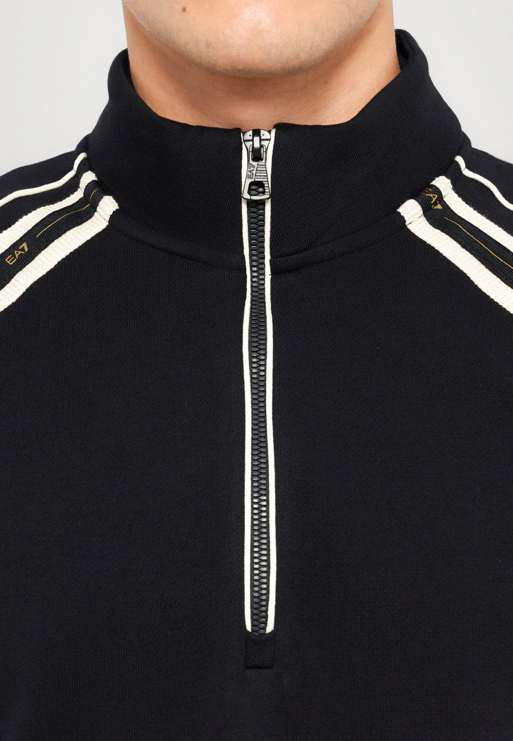 TRAIN LOGO UNISEX Media 6