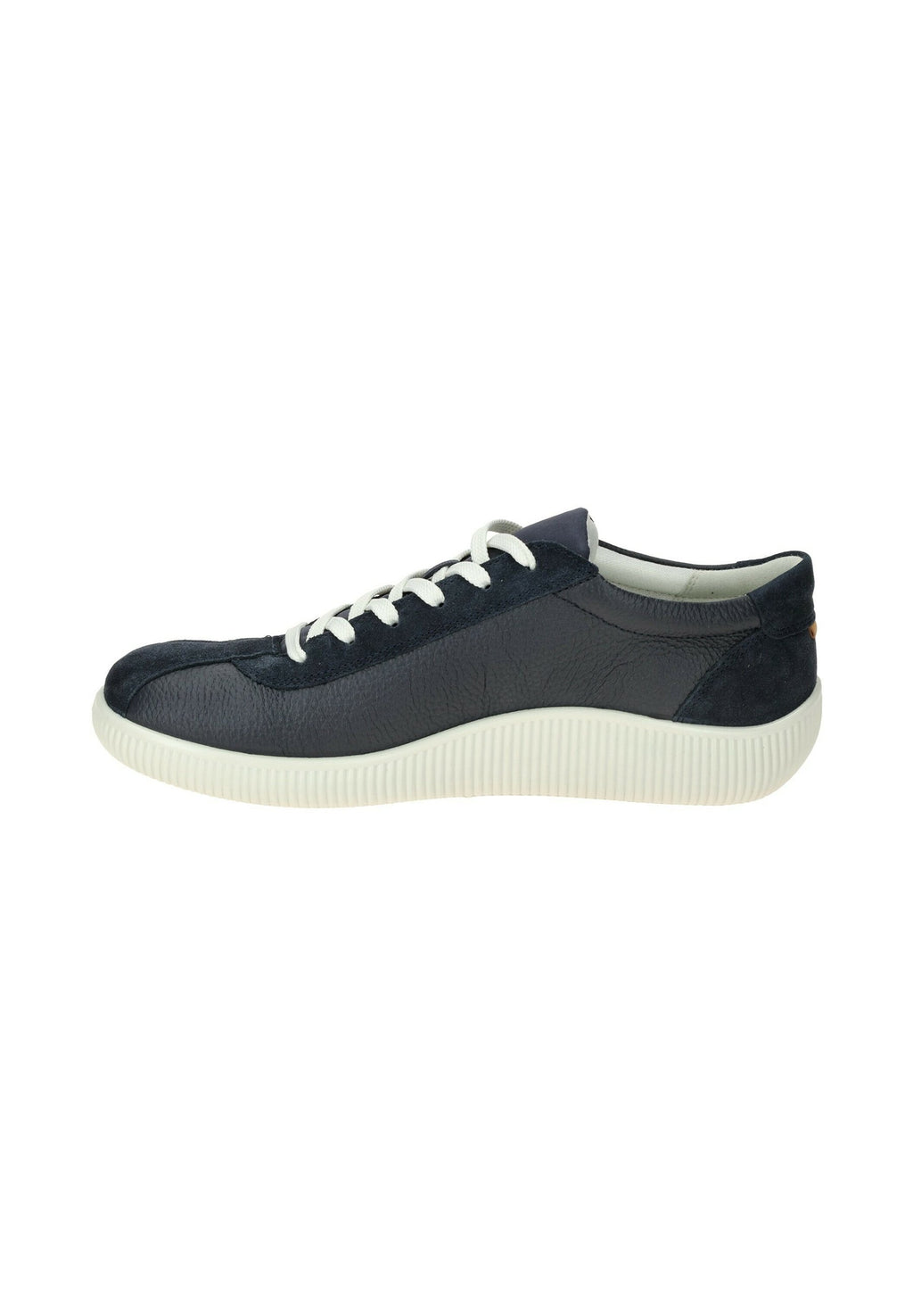 SNEAKERS Media 1