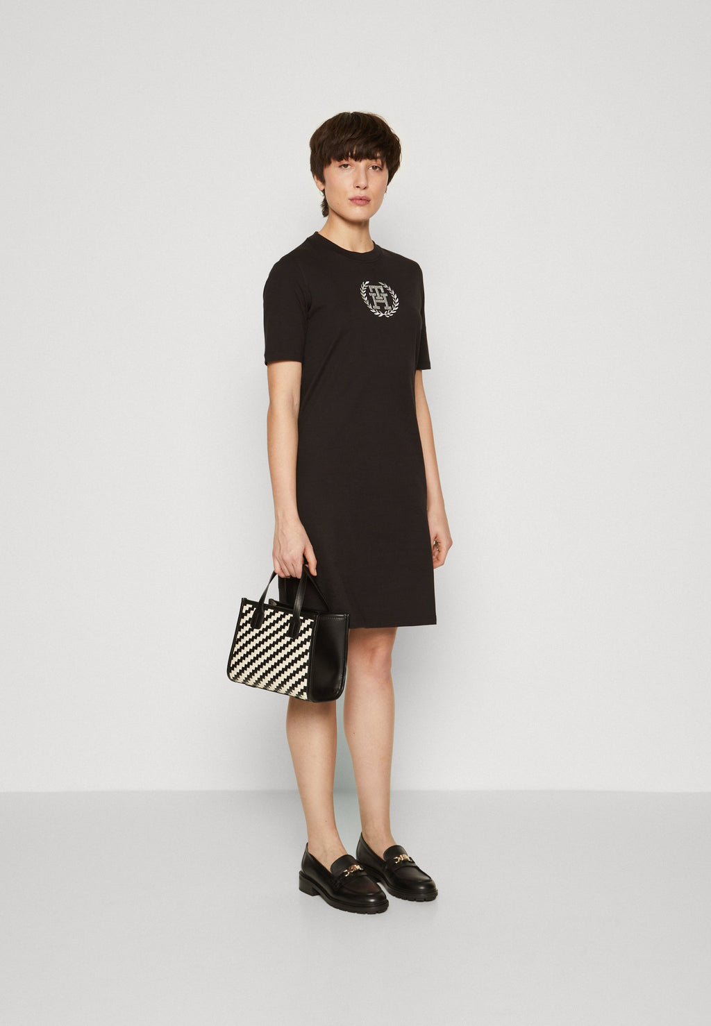 LAUREL TEE DRESS Media 2
