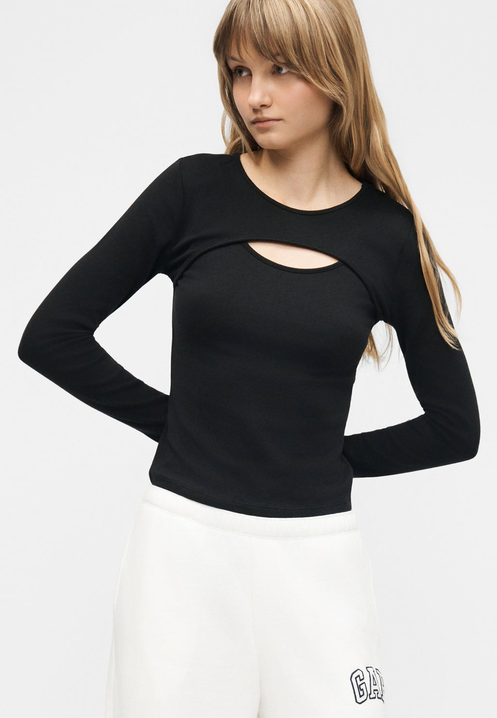 GAP LOGO CUT OUT TEE