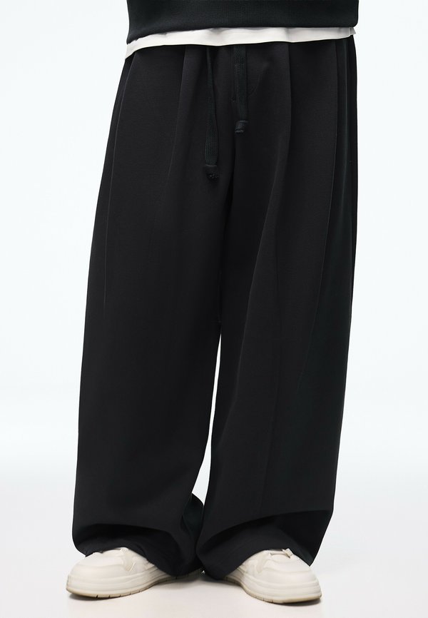 Bershka BONDED WIDE LEG - TRACKSUIT BOTTOMS - Tracksuit bottoms - royal blue