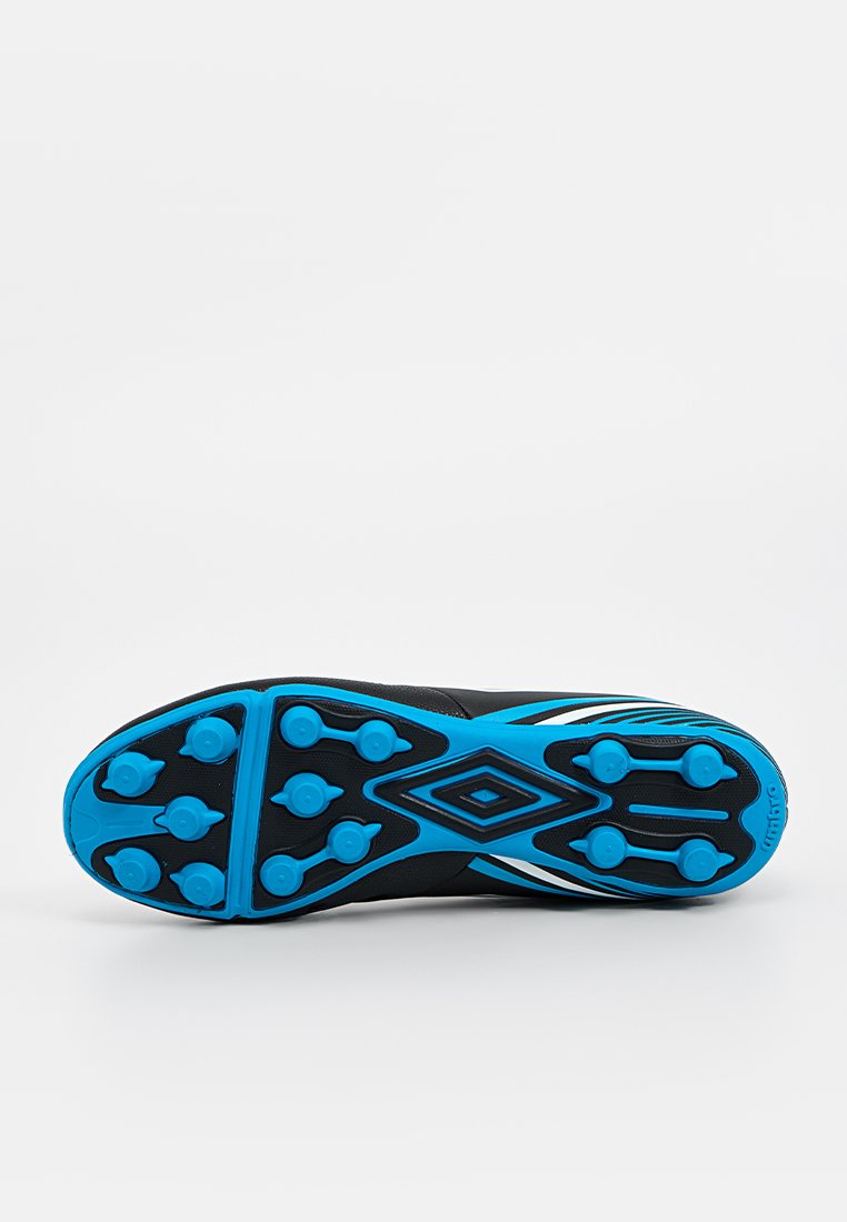 Umbro CLASSICO XIII
