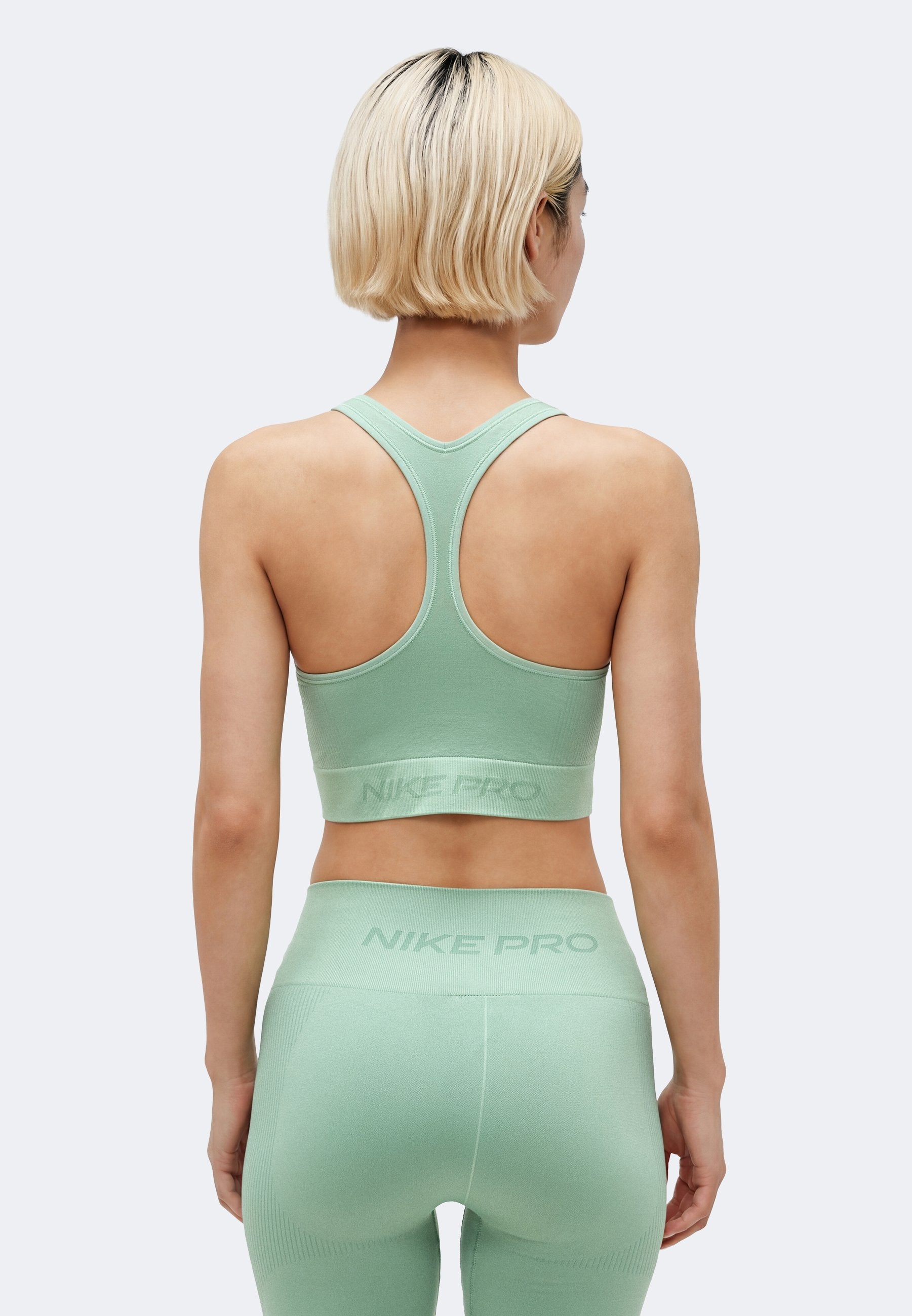 Nike Performance