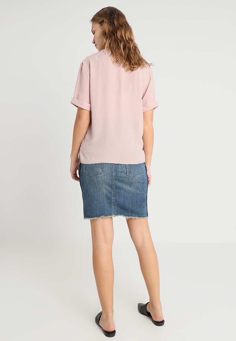 LOVE2WAIT SKIRT TAPE
