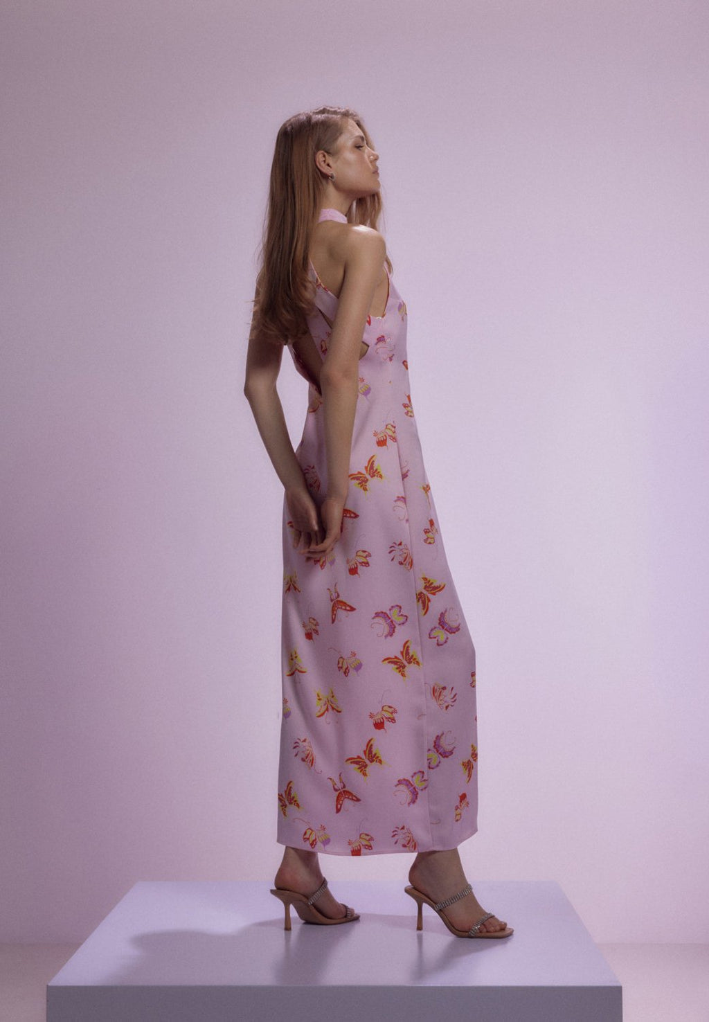 SOMETHINGNEW BUFFY HALTER OPEN BACK DRESS