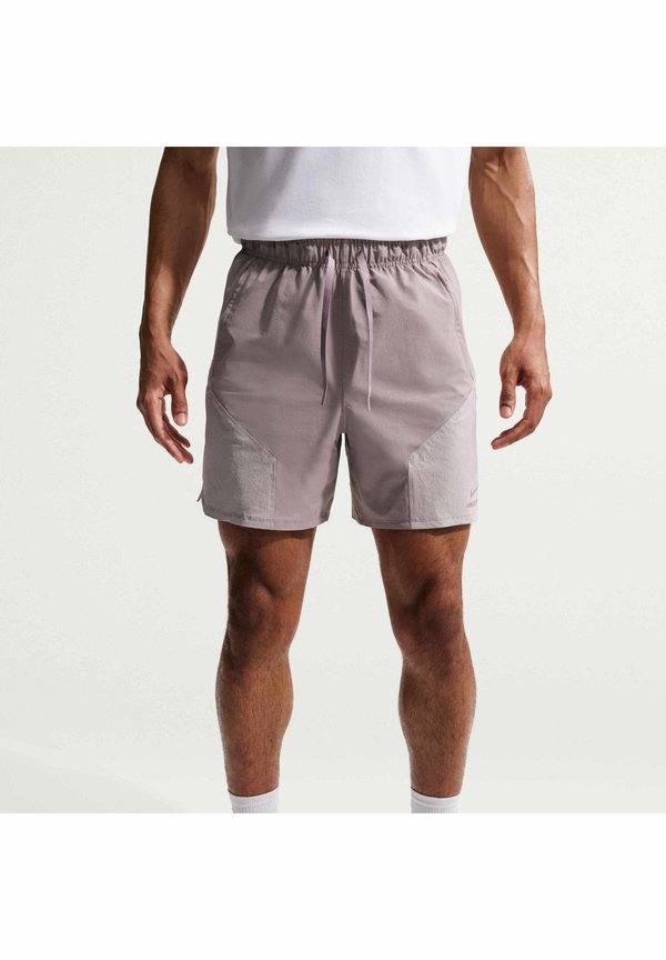 Nike Performance M NP DFADV NPT 6 IN SHORT - Sports shorts - light violet ore amethyst ash light violet ore