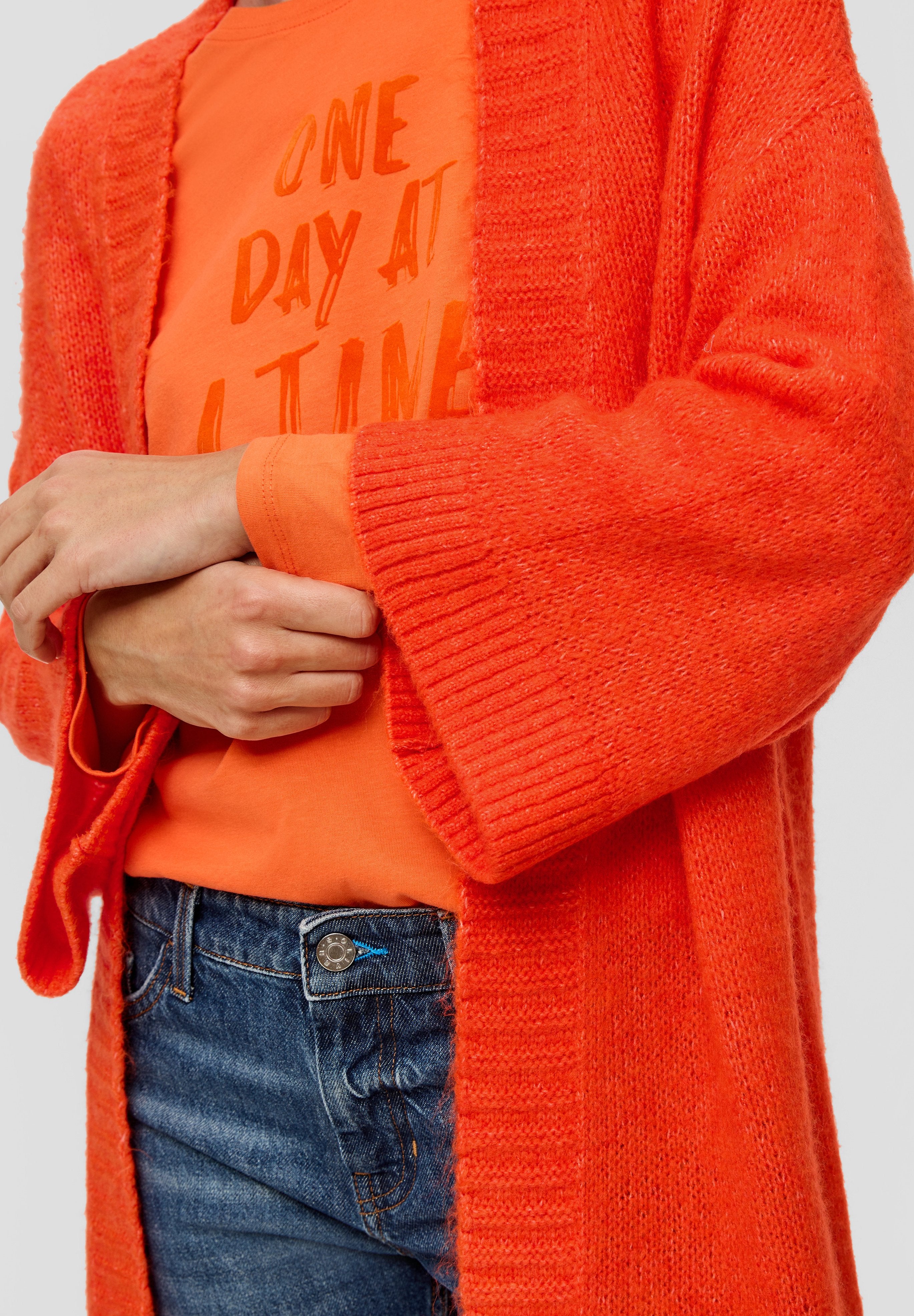 s.Oliver Strickjacke Media 5