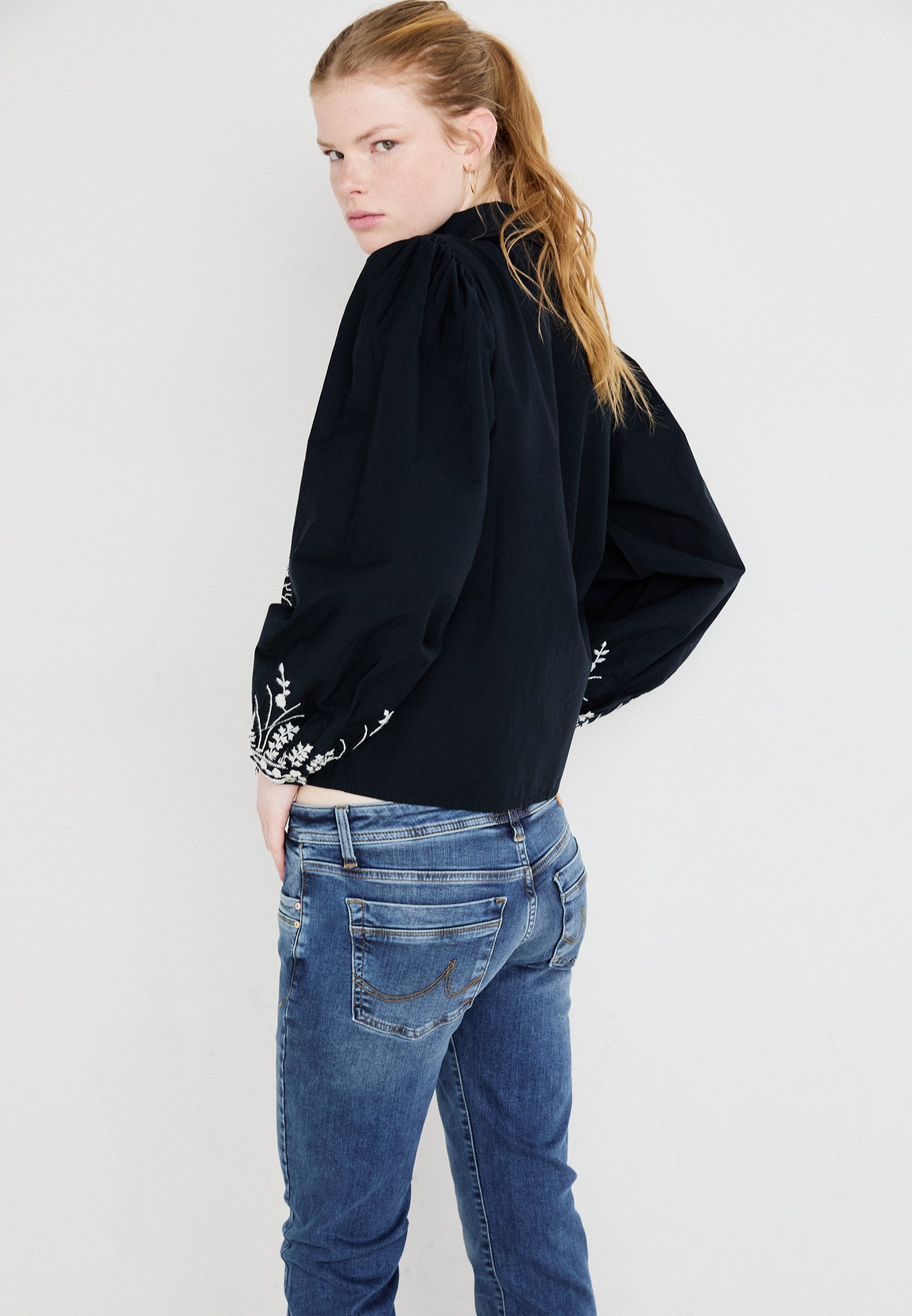 LTB LOW RISE BOOTCUT