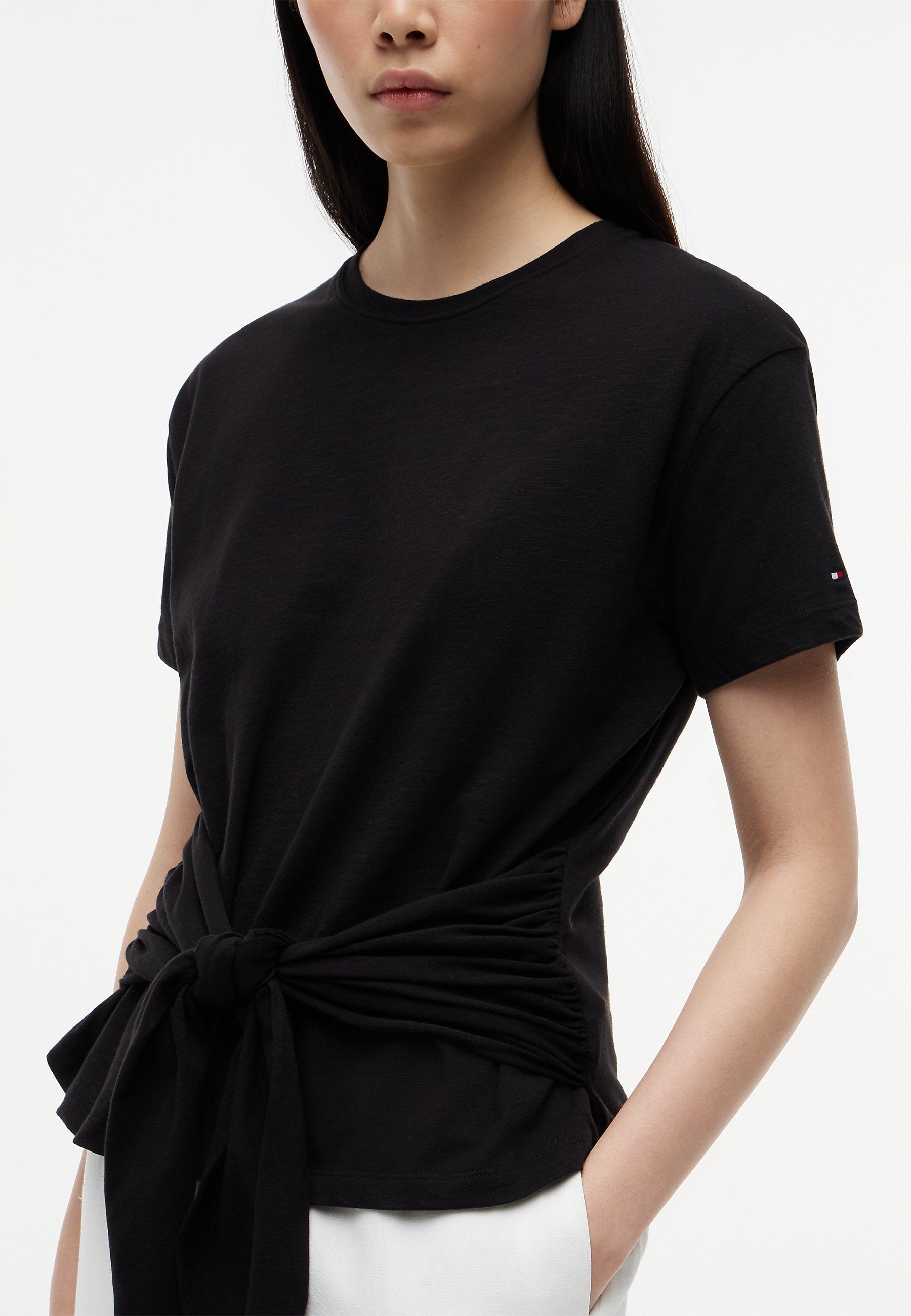 CO SLUB KNOT TEE Media 5