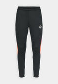 Schwarze Sporthose mit elastischem Bund, die orangefarbene und lila seitliche Streifen sowie ein kleines Logo auf der Vorderseite hat.